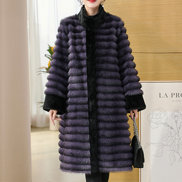 Lune London | Relaxed Fit Coat - Stand-up Collar Coat with Banded Fur Trim