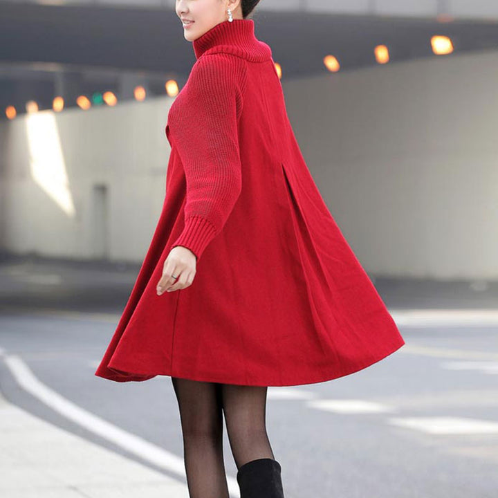 Lune London | Coat - Wool blend - Button closure - High collar - Cape silhouette - Knee length