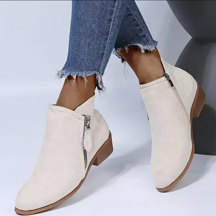 Lune London | Ankle boots - Suede - Low block heel - Round toe - Zipper closure
