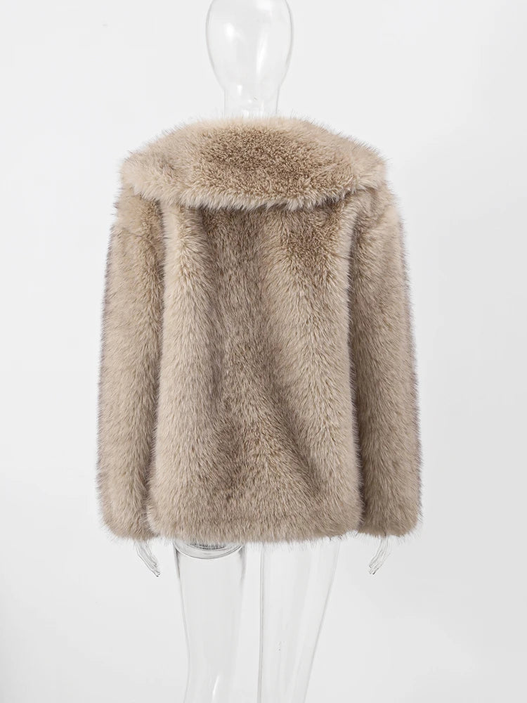 Lune London | Elegant Coat with Timeless Design for Women