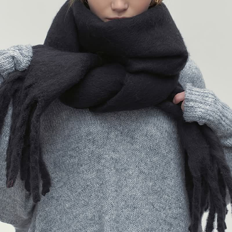 Lune London | Winter Scarf for Women - Knitted Classic Design