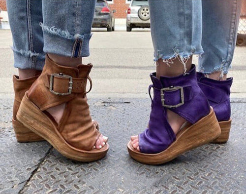 Lune London | Offene High Top Sandalen mit Keilabsatz und Schnalle für Damen
