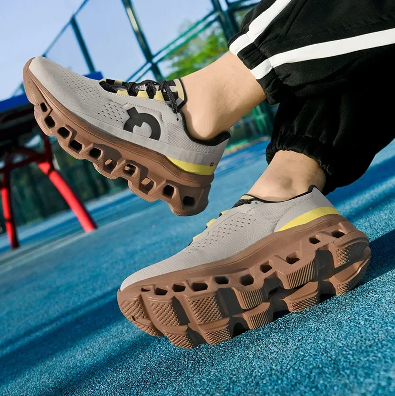 Chic Und Stil | Lightweight Running Shoes