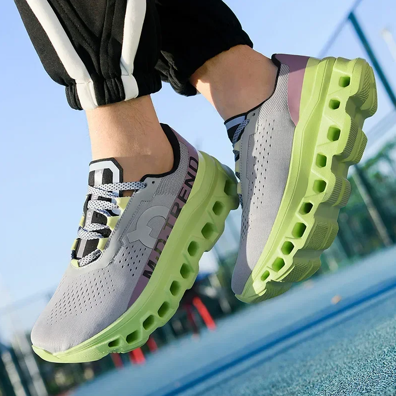 Chic Und Stil | Lightweight Running Shoes
