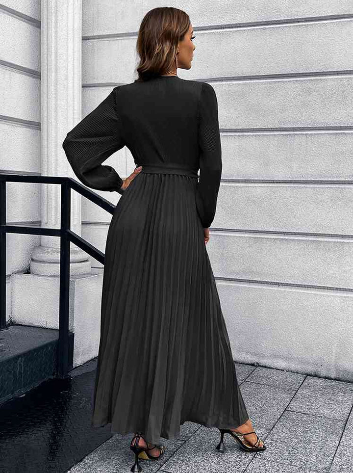 Lune London | V-neck Tie Belt Pleated Maxi Dress