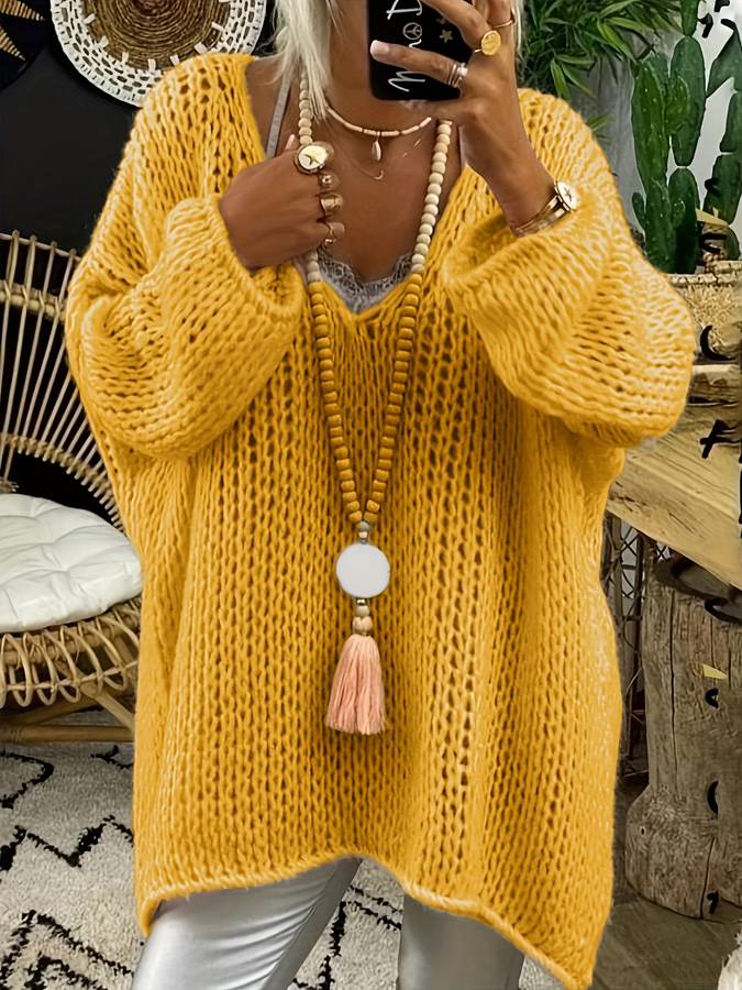 Lune London | oversized pullover with V-neck