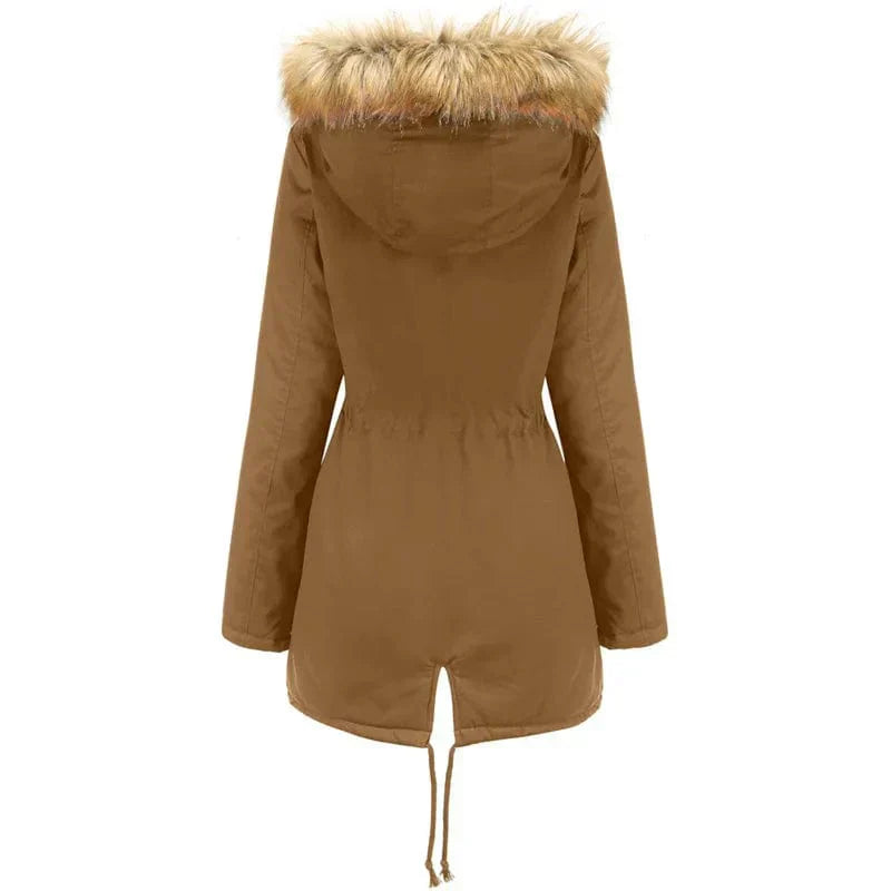 Chic Und Stil | Elegant and Versatile Winter Coat