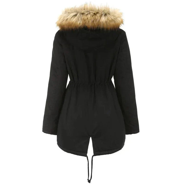 Chic Und Stil | Elegant and Versatile Winter Coat