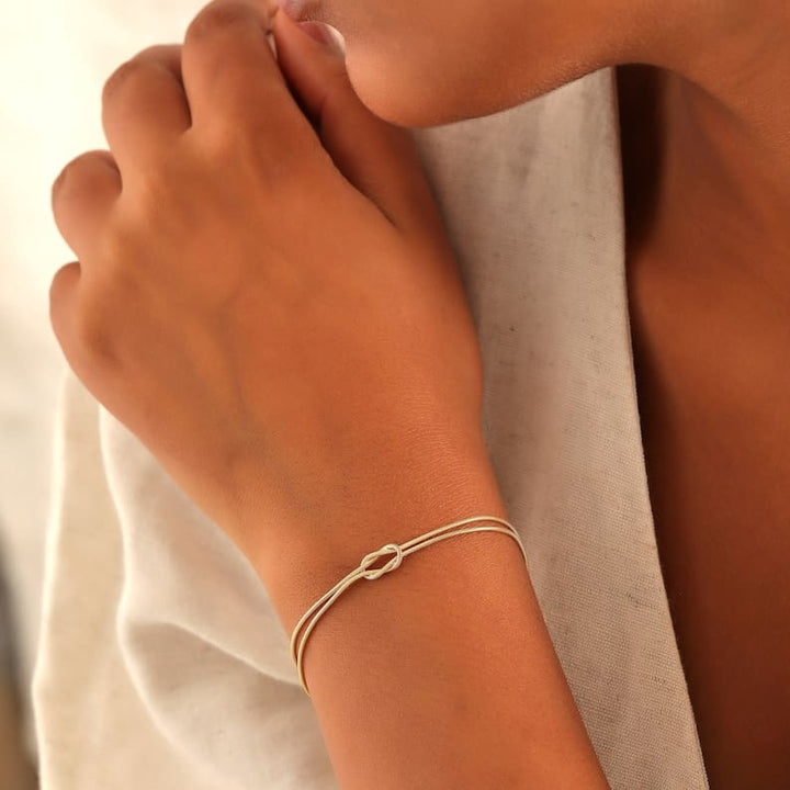Lune London | Minimalistische Armreif Liebesknoten