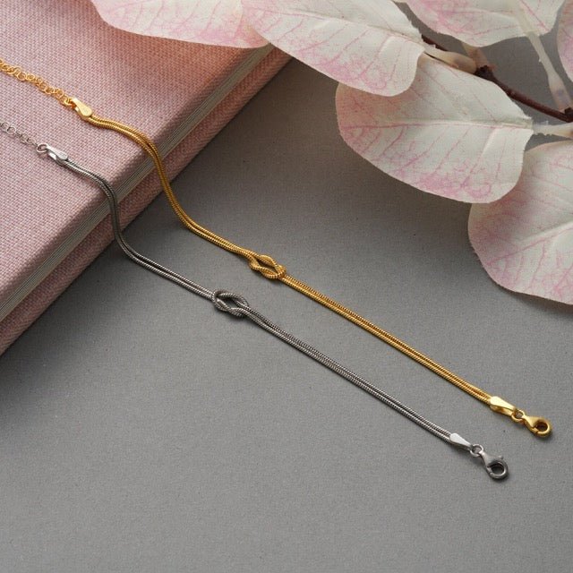 Lune London | Minimalistische Armreif Liebesknoten