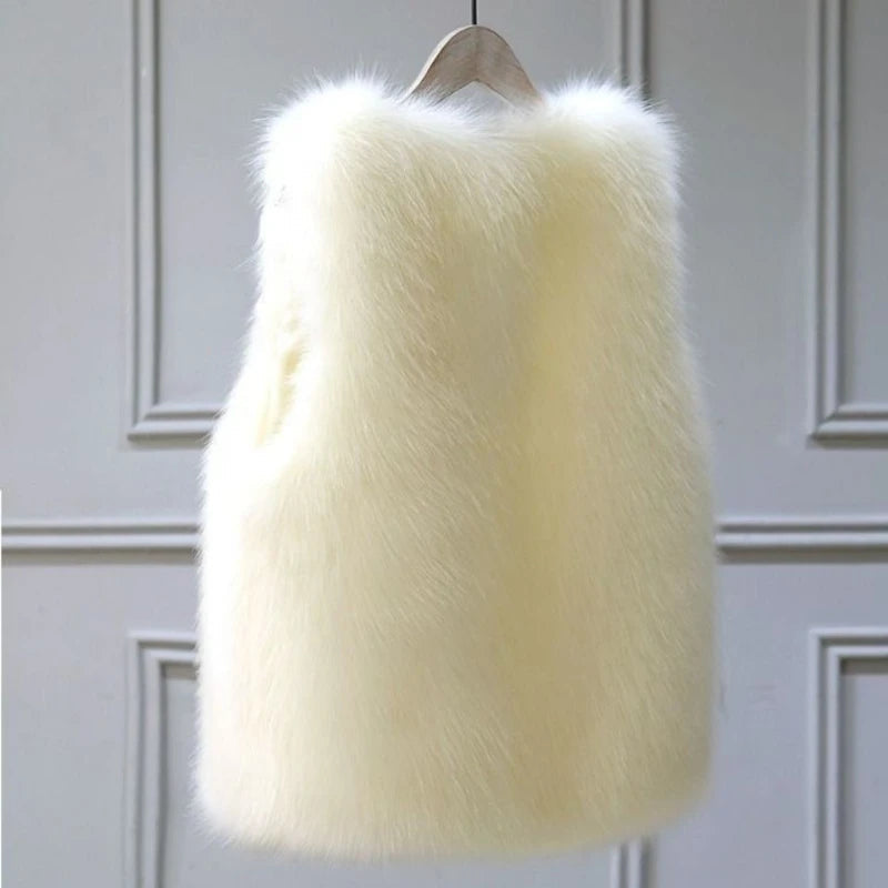 Lune London | for Ladies Luxury and Warmth for The Cold Seasons