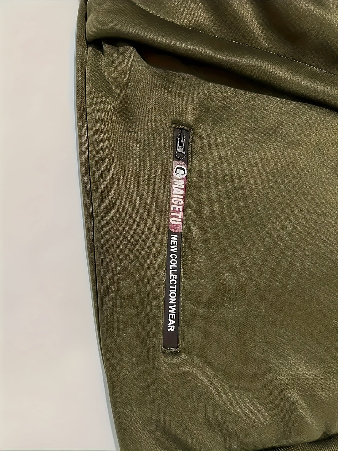 Lune London | Comfortable fleece-lined jacket with hood for men