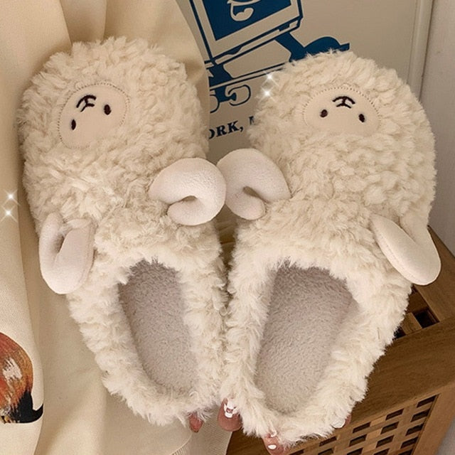 Lune London | Animal Plush Slippers