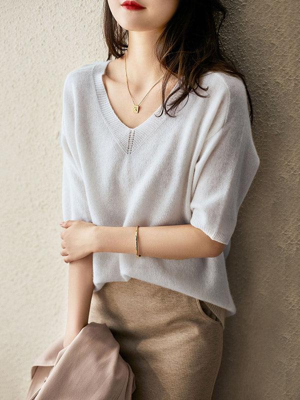 Lune London | Luxurious soft cashmere V neck sweater for women