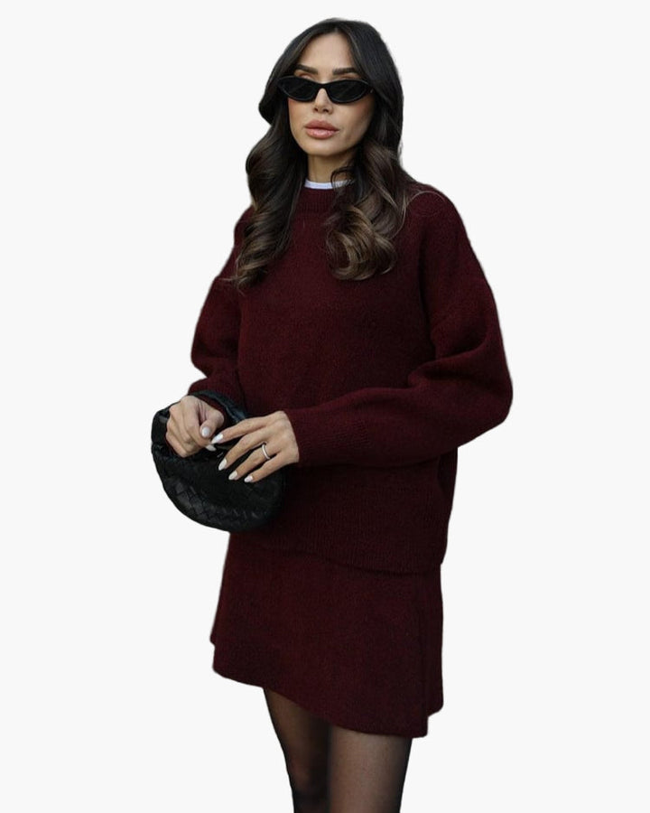 Lune London | Knitted set with sweater and mini skirt - Fashionable autumn winter look, casual and elegant