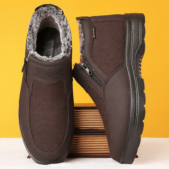 Lune London | Boots - Warmly cushioned design with good grip and optimal comfort
