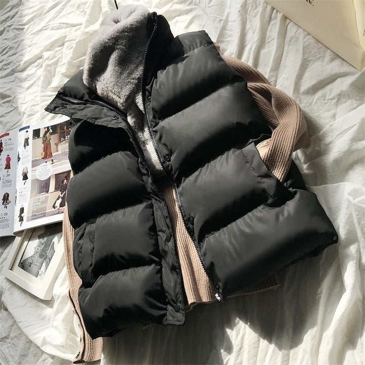 Lune London | Quilted gilet with high collar - Fashionable transitional jacket for outdoors and everyday