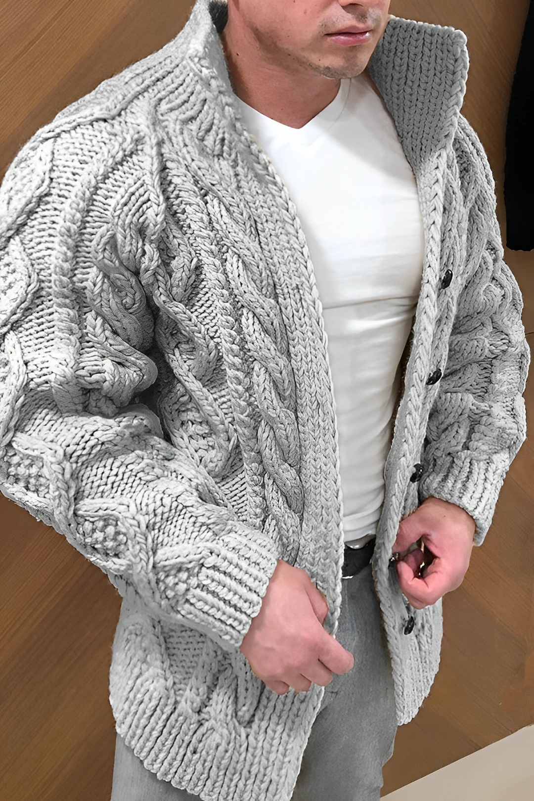 Lune London | Warm Cardigan with Cable Pattern