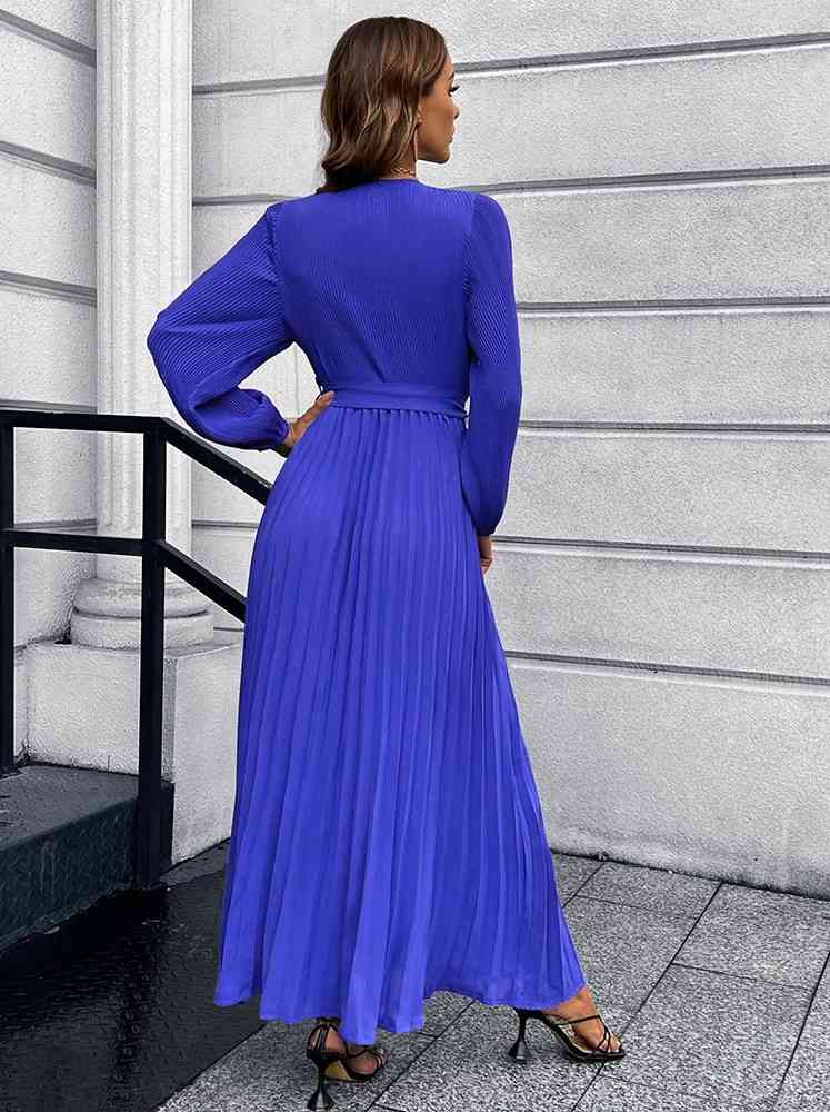 Lune London | V-neck Tie Belt Pleated Maxi Dress