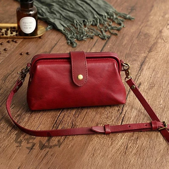 Lune London | Handmade retro bag in genuine leather
