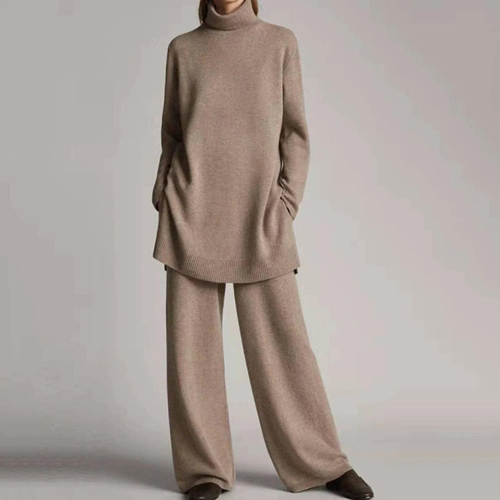 Lune London | Sweater with turtleneck and wide leg pants