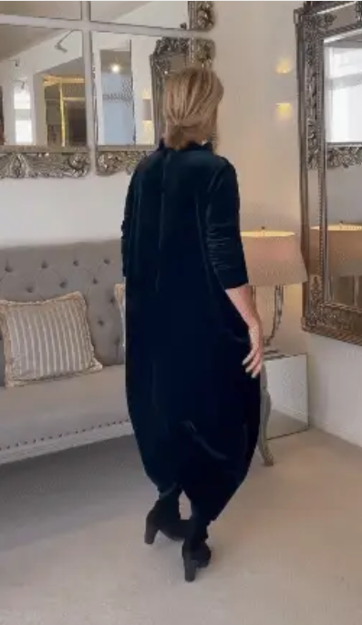 Women’s Elegant Velvet Dress with Pockets for Everyday & Events | Lune London