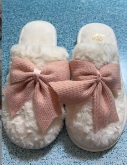 Lune London | White Fluffy Slippers with Pink Bow