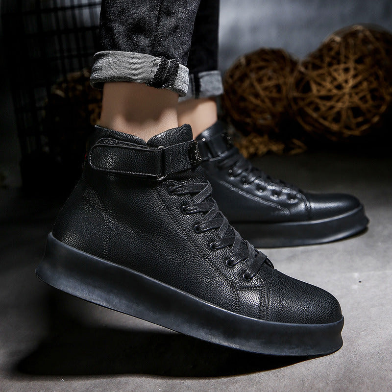 Lune London | Casual sneakers for men High-top boots by Dr. Martens