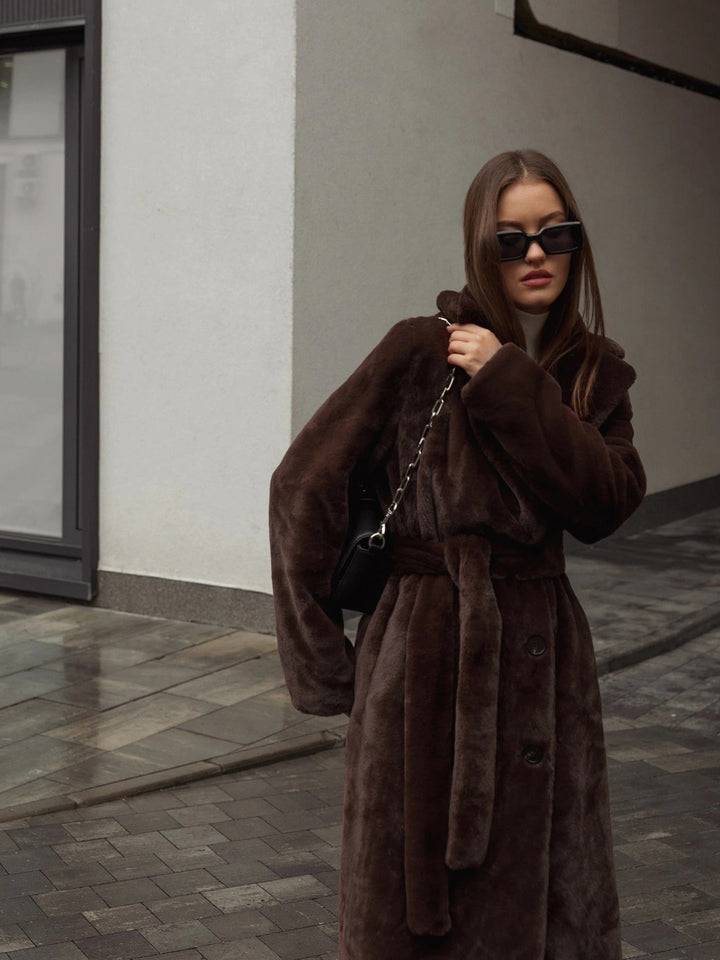 Lune London | Long Coat with Elegant Shape