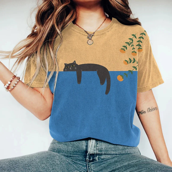 Lune London | Two-Tone Cat Graphic T-Shirt for Women