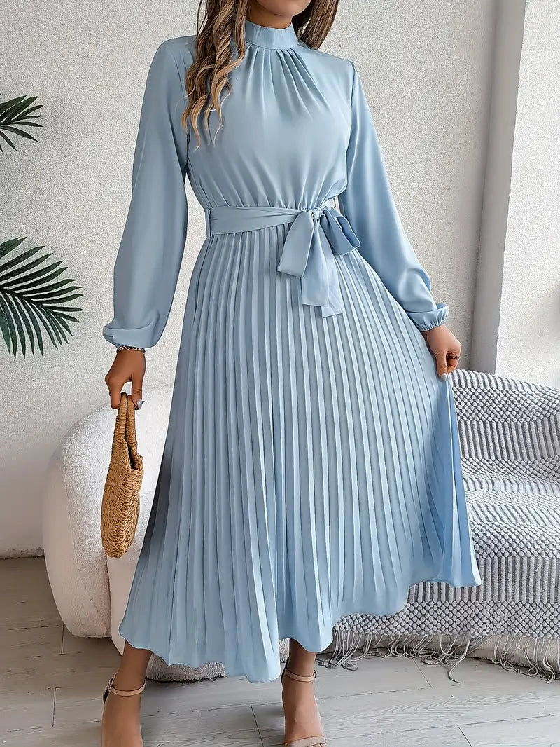Lune London | Simple Dress with Stand-Up Collar and Pleated Belt