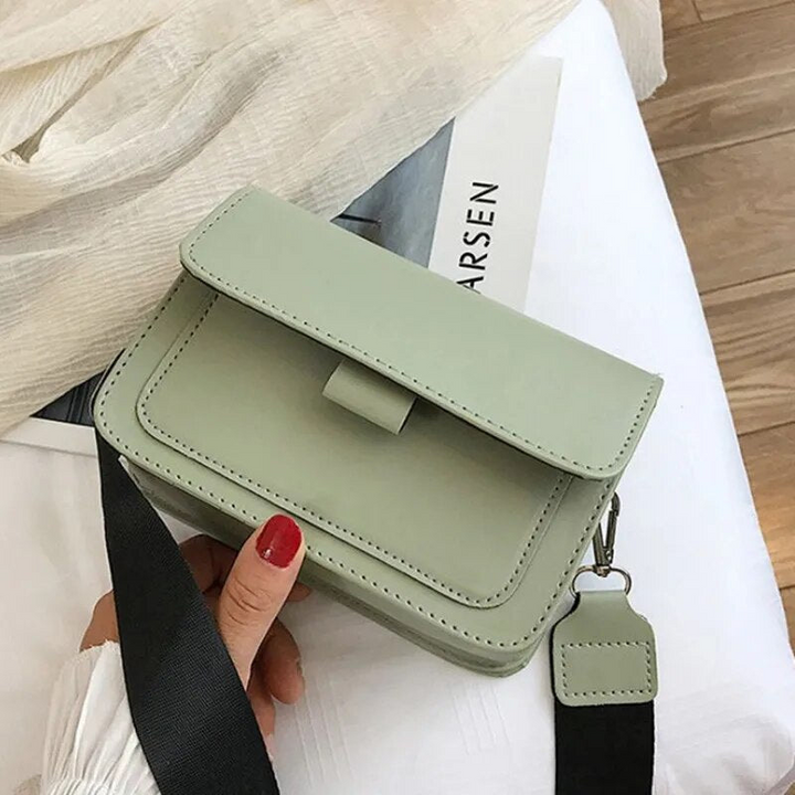 Lune London | Women's Crossbody Bag Black Small