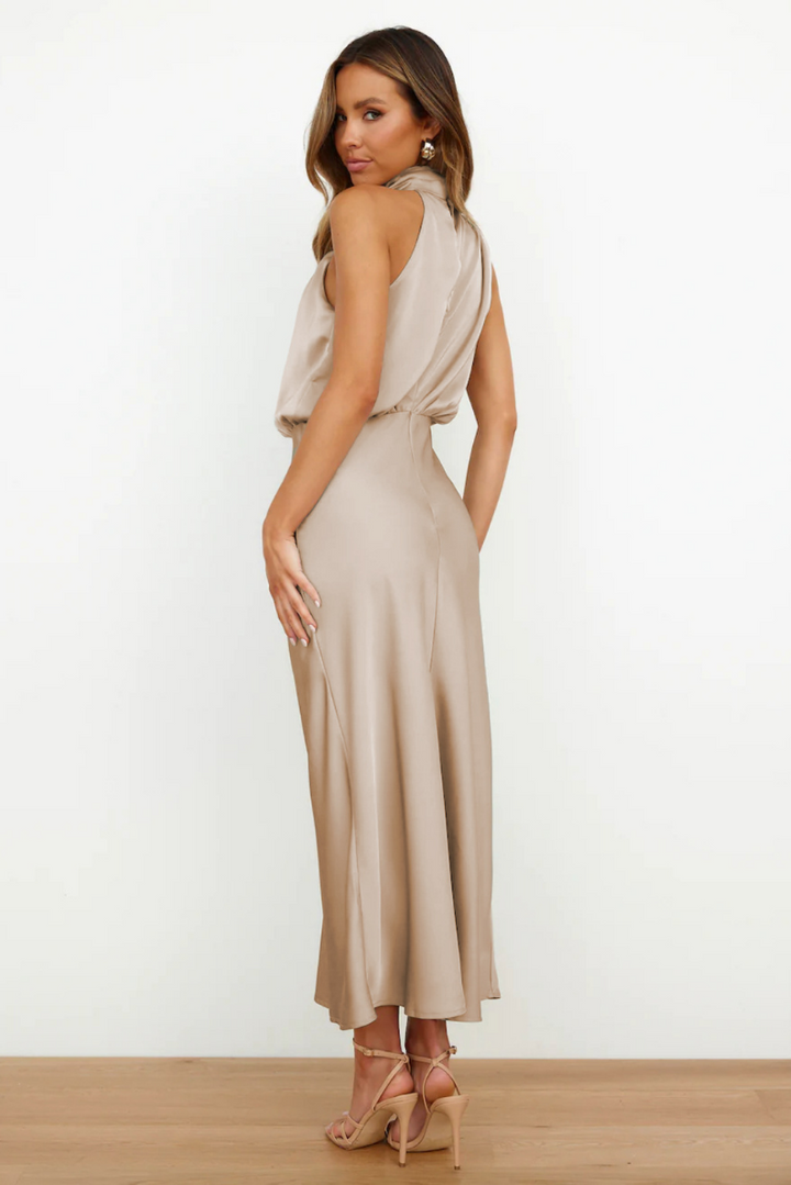 Lune London | Elegant midi dress with asymmetric round neckline