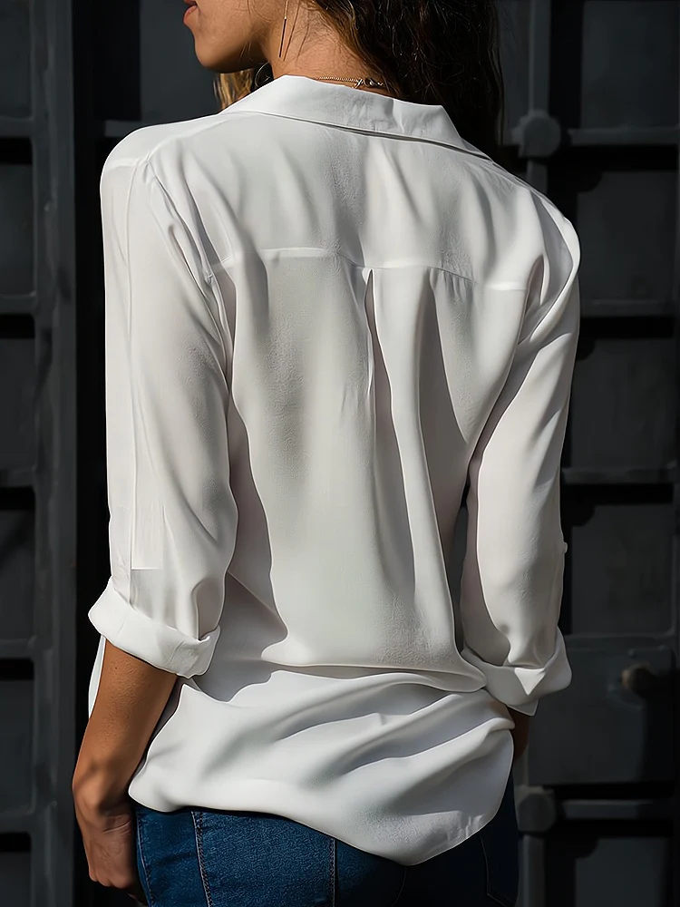 Chic und Stil | Classic Button Placket Blouse with Long Sleeves for Women