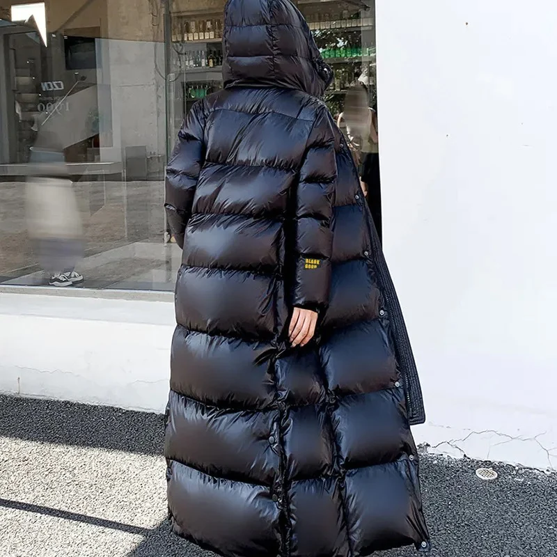 Lune London | Long down jacket - Your fashionable companion for autumn and winter