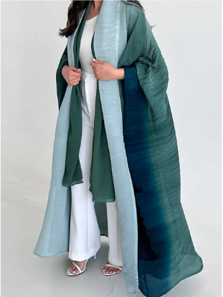 Lune London | Trench coat - Oversized Fit - Pleated texture - Scarf collar - Bat sleeves - Full length