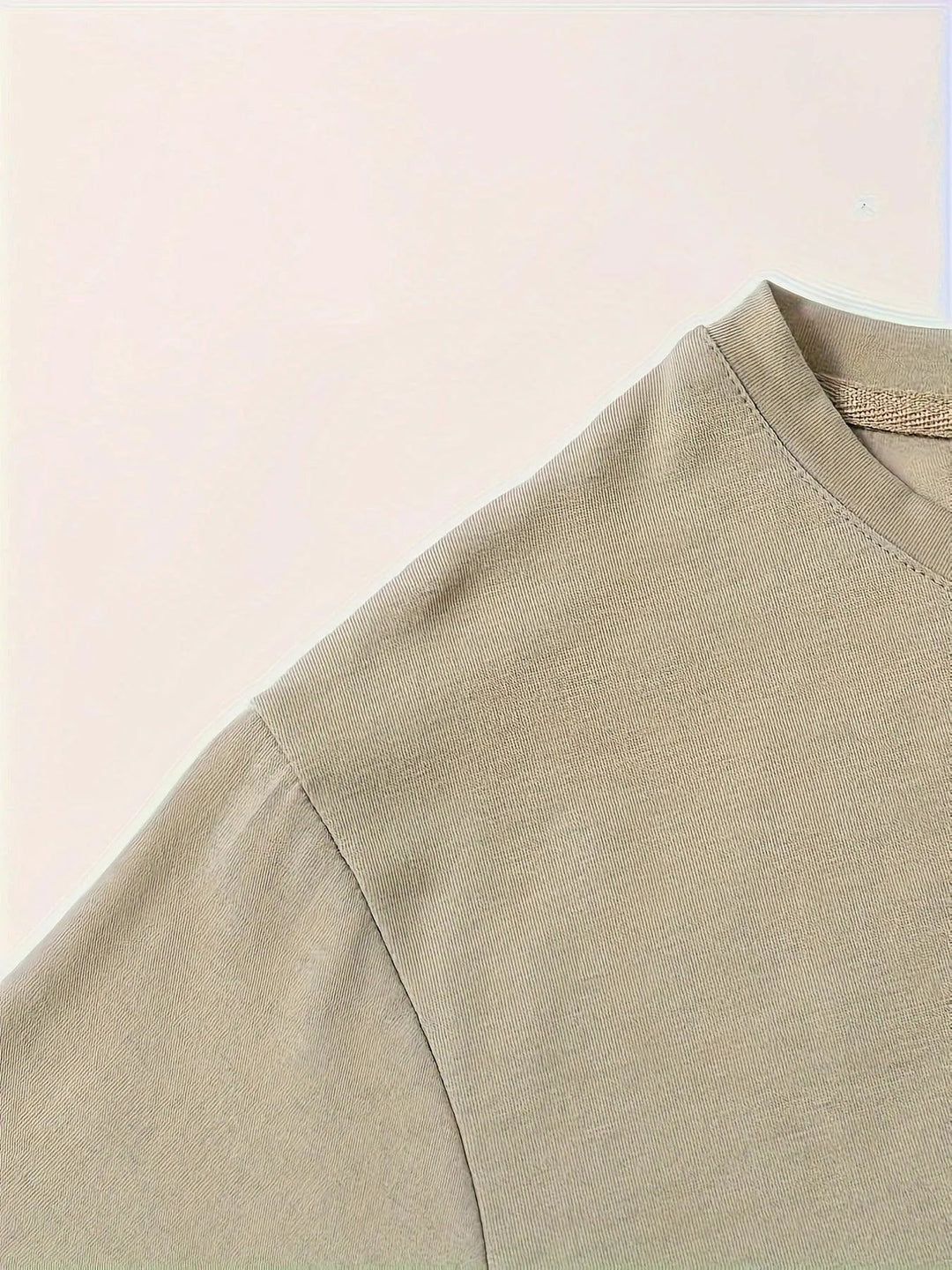 Lune London | Men's T-Shirt Flower and Waves Design