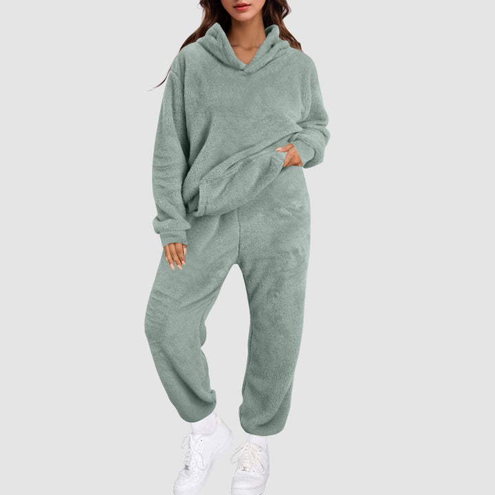 Lune London | Warm House Suit for Winter