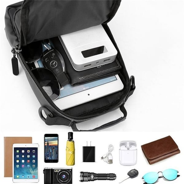 Chic Und Stil | Waterproof Messenger Bag