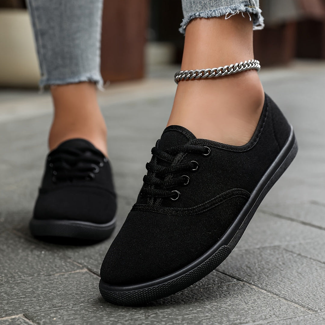 Lune London | Comfortable Low Canvas Lace-Up Shoes