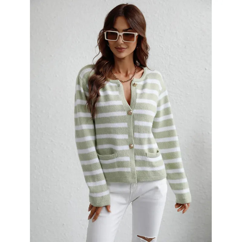 Lune London | Cozy chunky knit sweater with button placket and side pockets