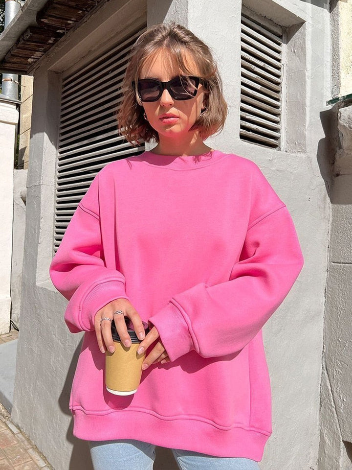 Chic Und Stil | Women's Oversized Sweatshirt In Solid Color Design