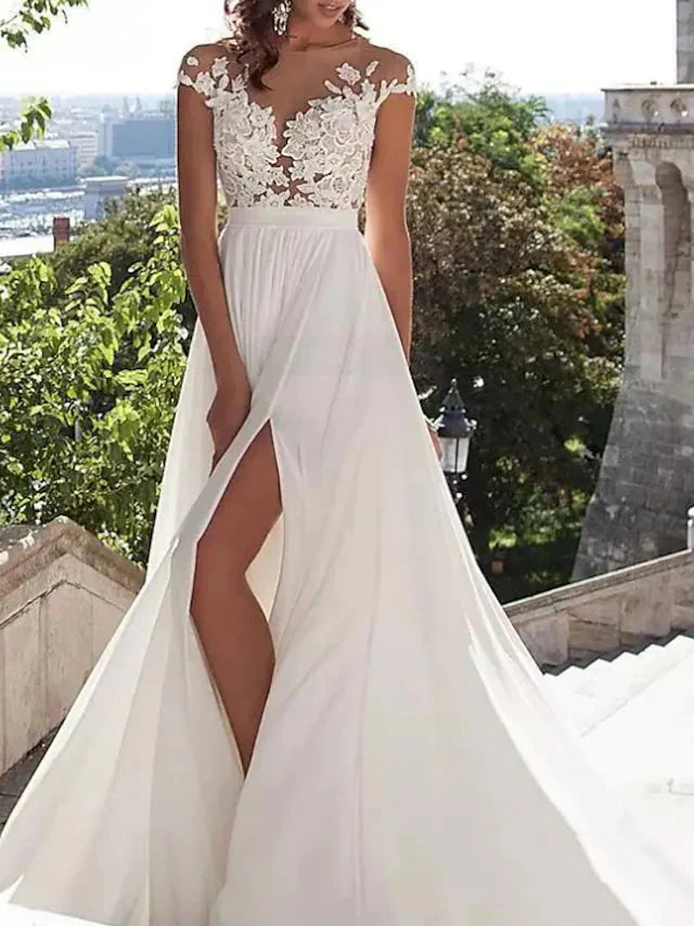 Lune London | Lace-Slit-Evening Dress