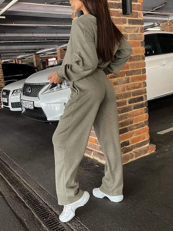 Lune London | Casual V-Neck Sweater and Pants Set