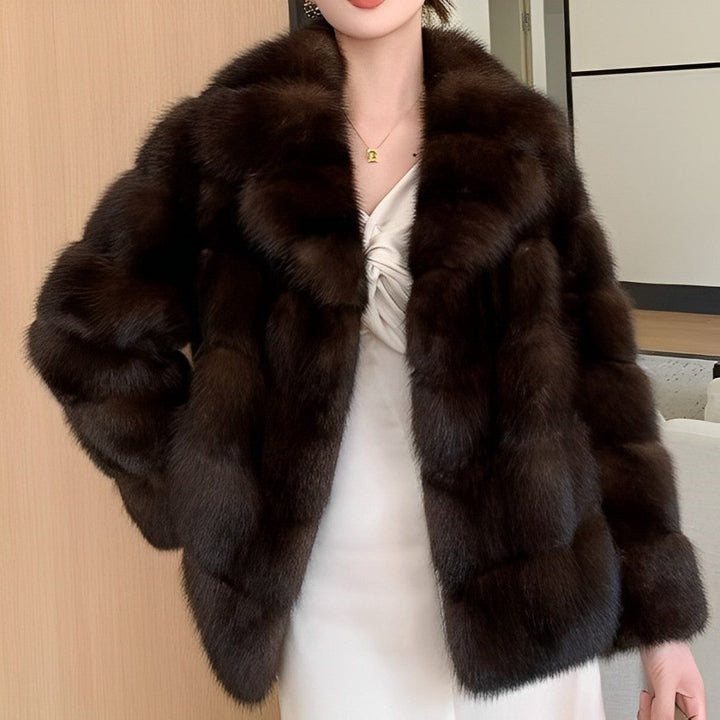 Lune London | Long with Classic Collar for Women Ideal for Winter