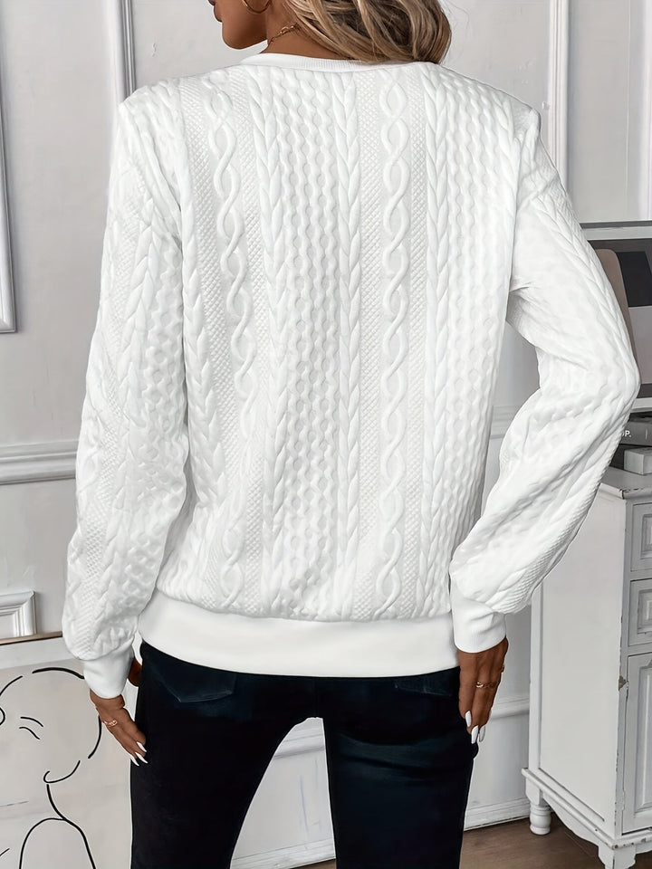Chic Und Stil | Elegant Sweater with Zipper
