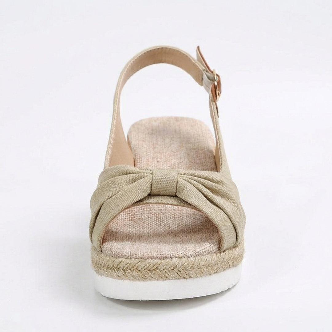 Lune London | Orthopedic sandals with toe tips