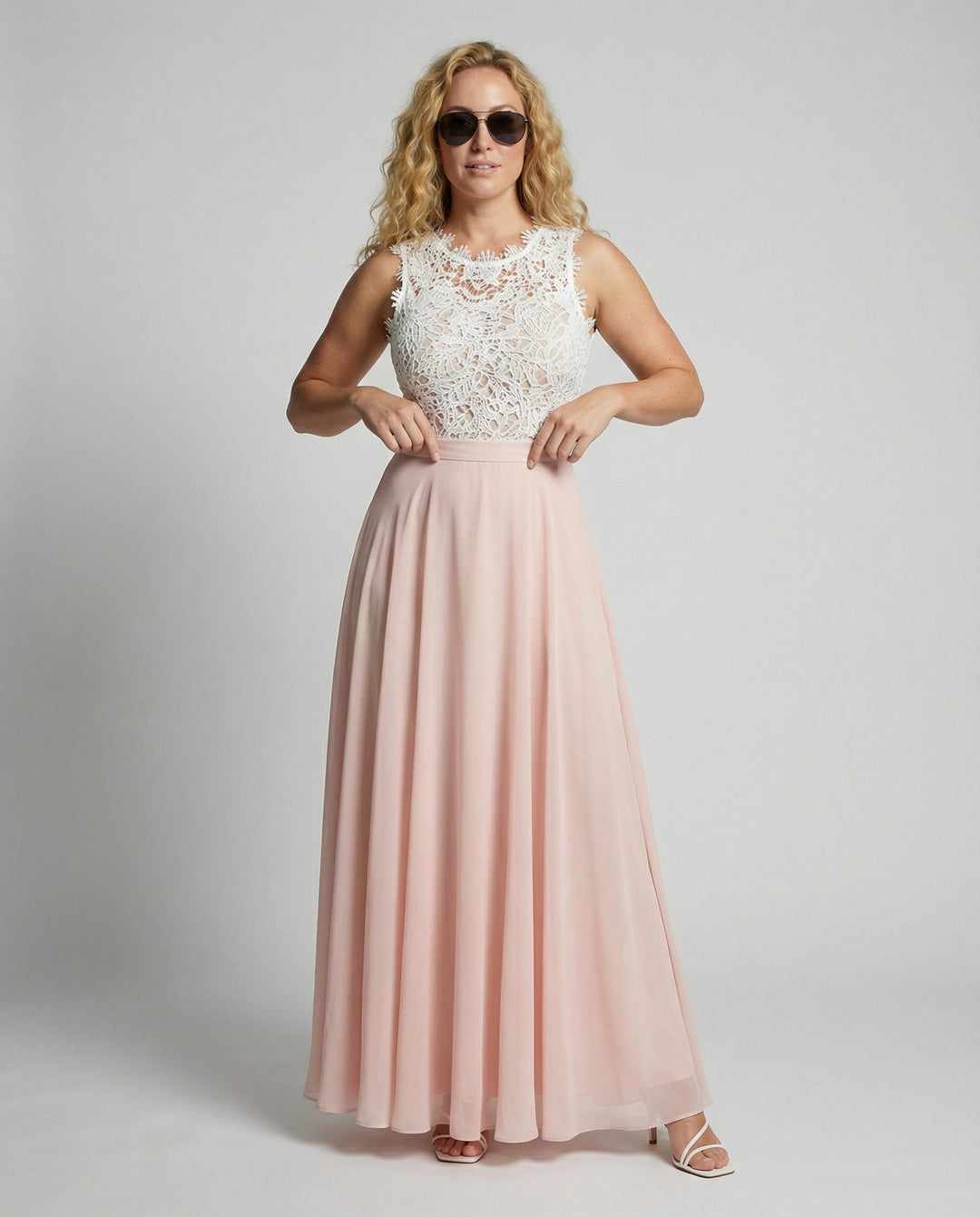 Elegant women's summer dress made of lace for summer Lune London