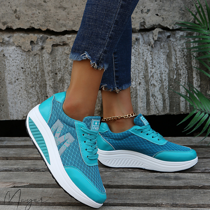 Lune London | U-Shaped Orthopedic Sports Shoes