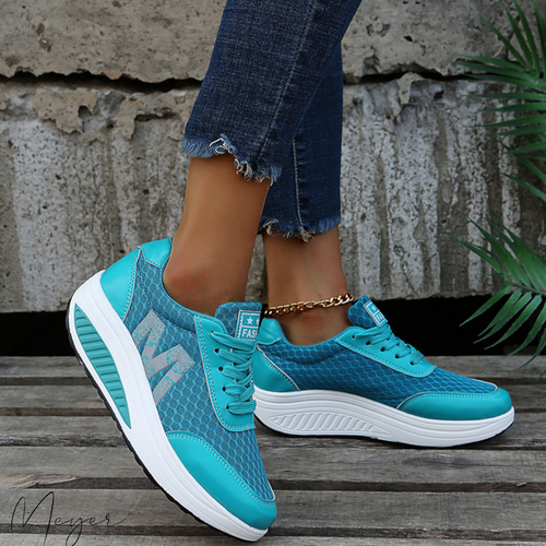 Lune London | U-Shaped Orthopedic Sports Shoes